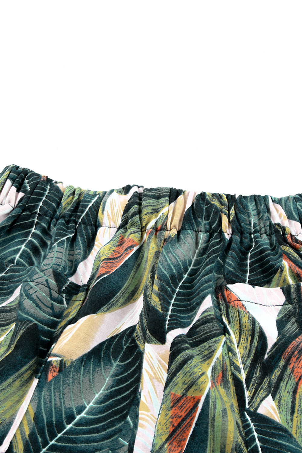 Ležerne kratke hlače s džepovima na elastičnom struku s printom zelenog lišća