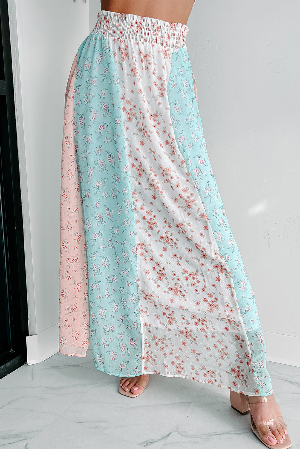 Bijela maksi suknja s cvjetnim printom