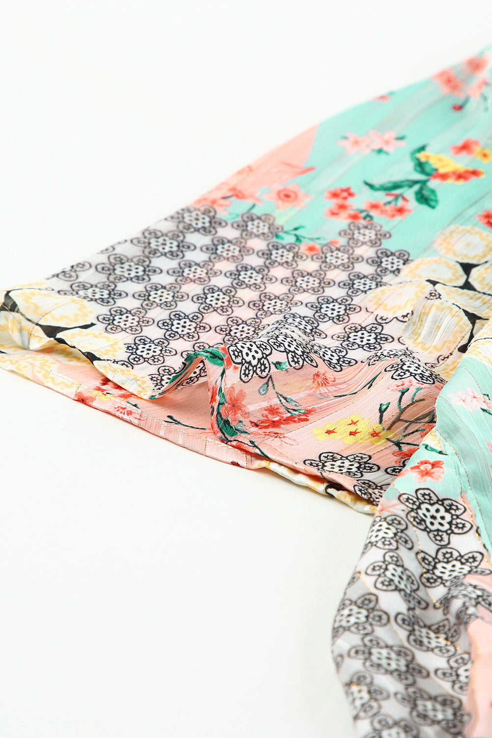 Višebojni otvoreni prozirni kimono s cvjetnim uzorkom