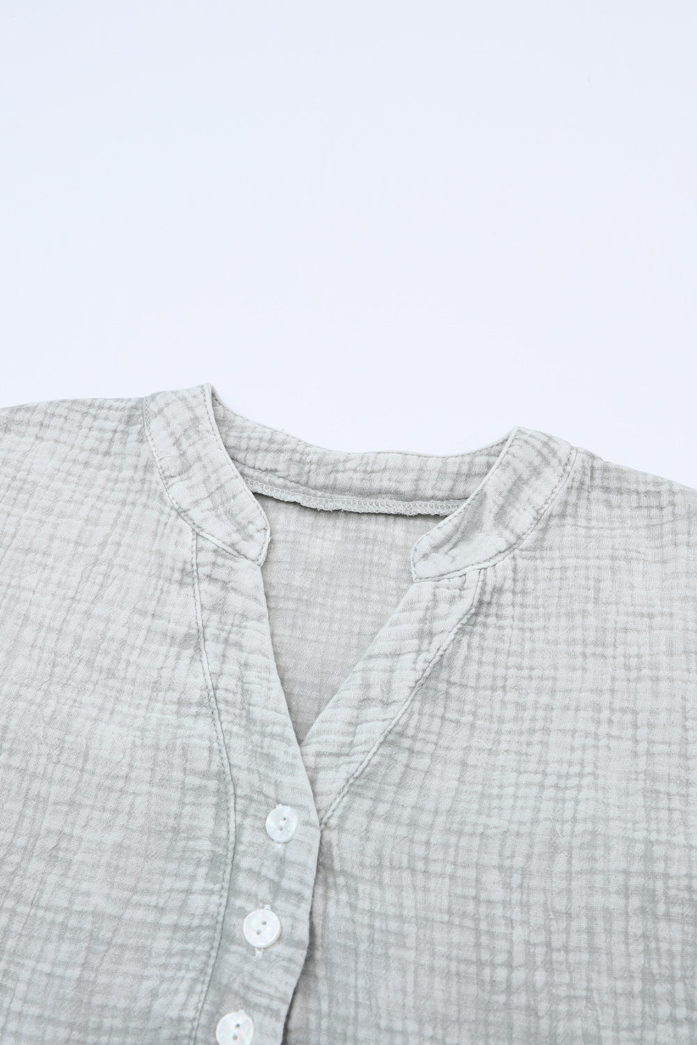 Smeđa opuštena majica s puderima s naboranom teksturom