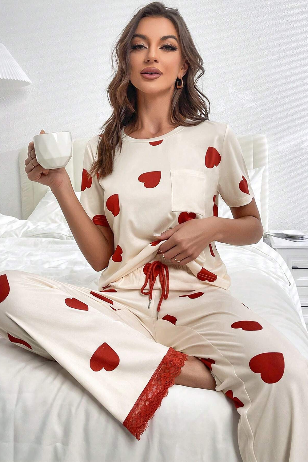 Komplet majica s bijelim pidžamama s printom srca za Valentinovo