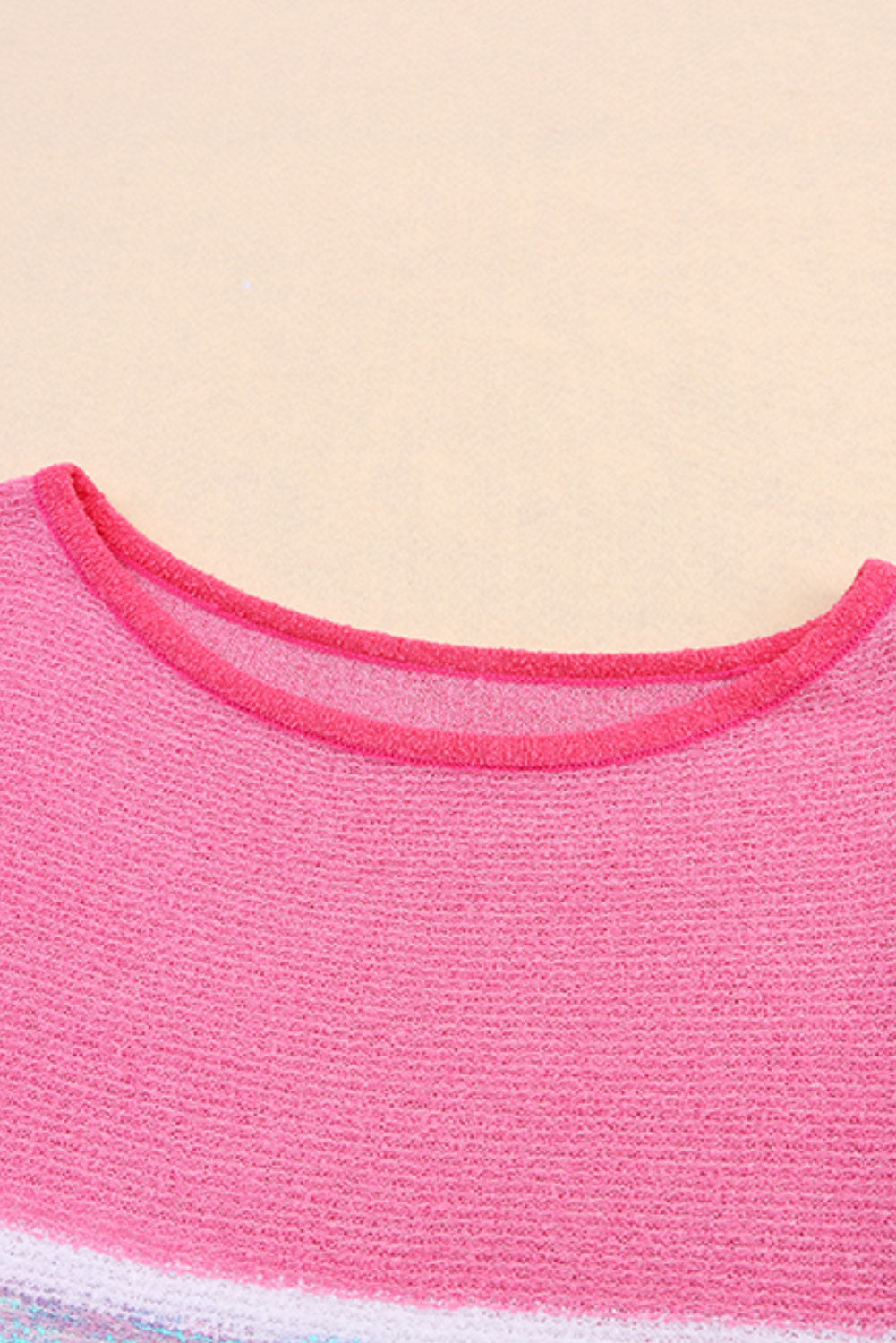 Pletena majica s tri četvrtine rukava na pruge u ružičastoj boji