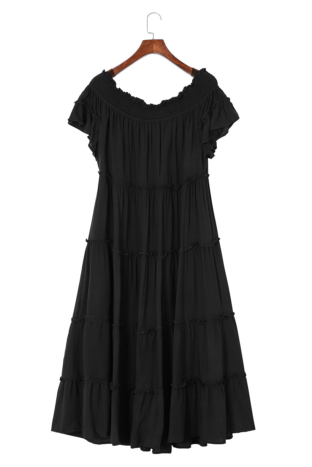 Crna višeslojna haljina s otvorenim ramenima i volanima u više razina