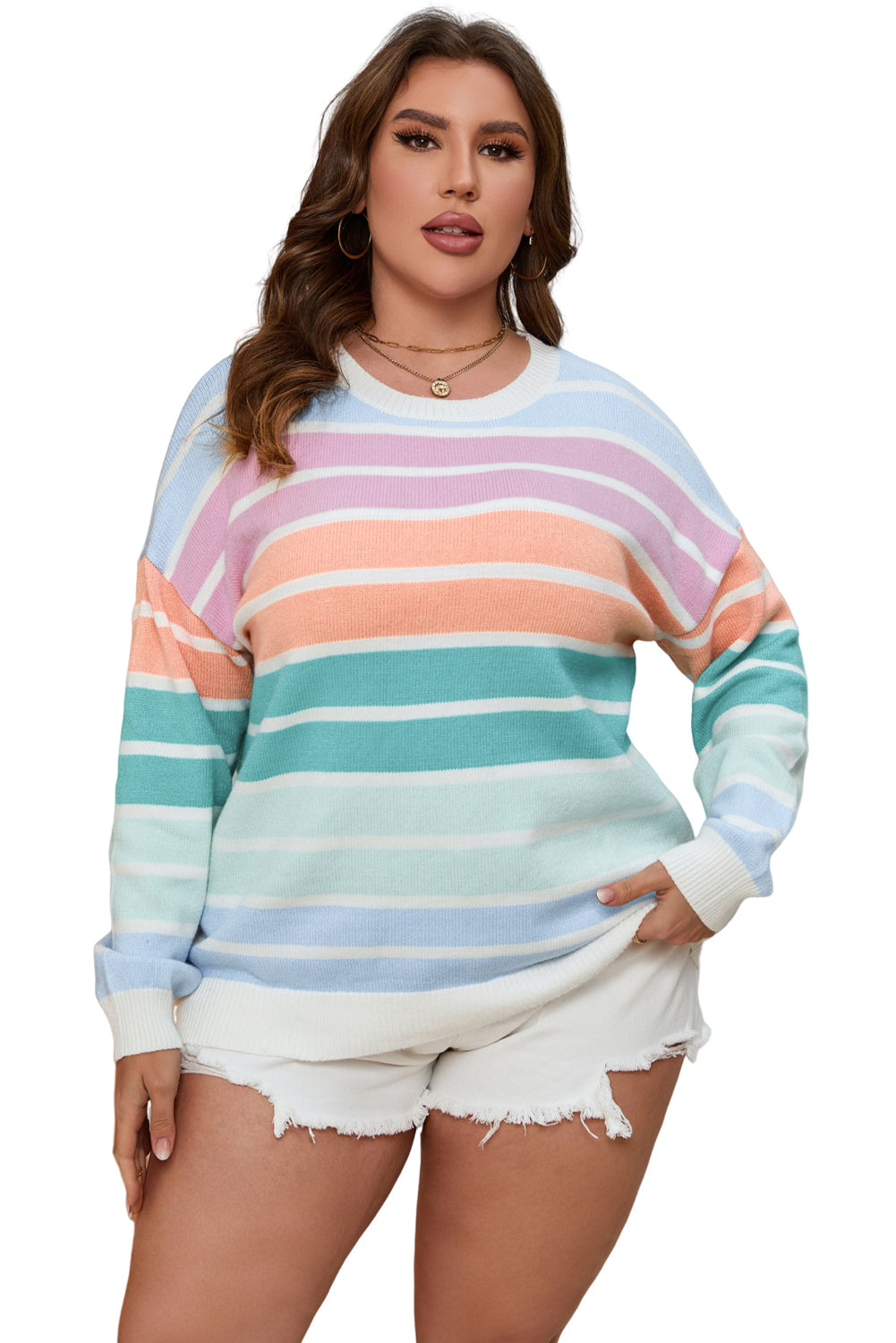 Višebojni prugasti pulover s okruglim izrezom