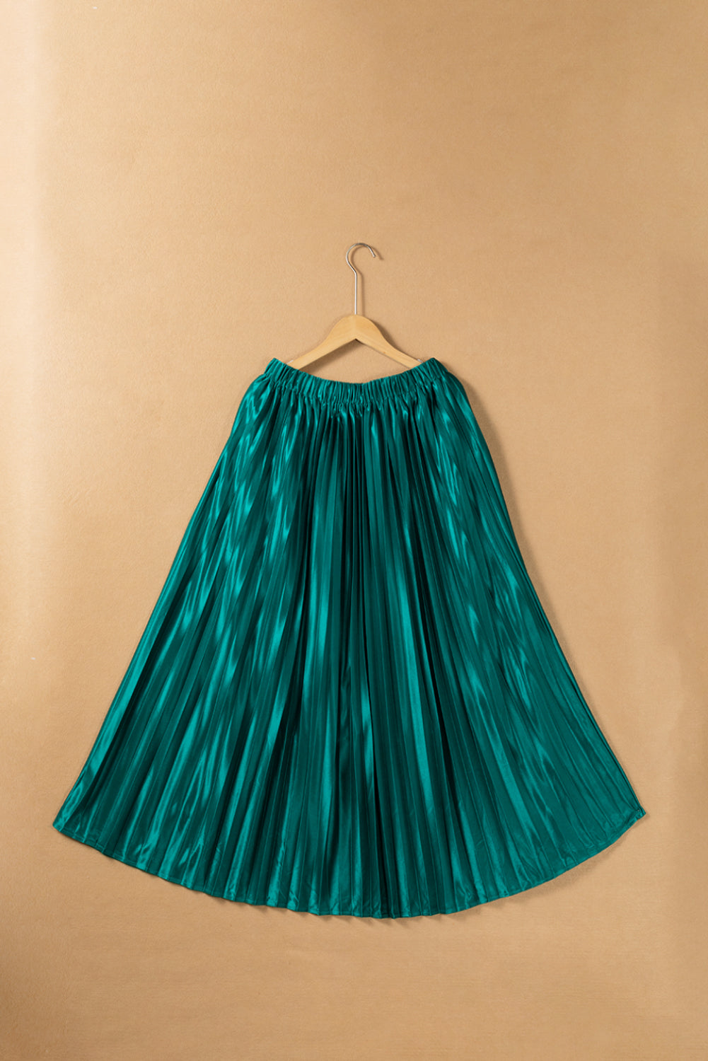 Crnozelena satenska maksi suknja s elastičnim strukom