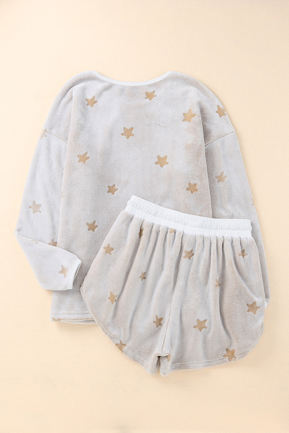 Komplet pulovera dugih rukava i kratkih hlačica s bijelim plišanim uzorkom zvijezda