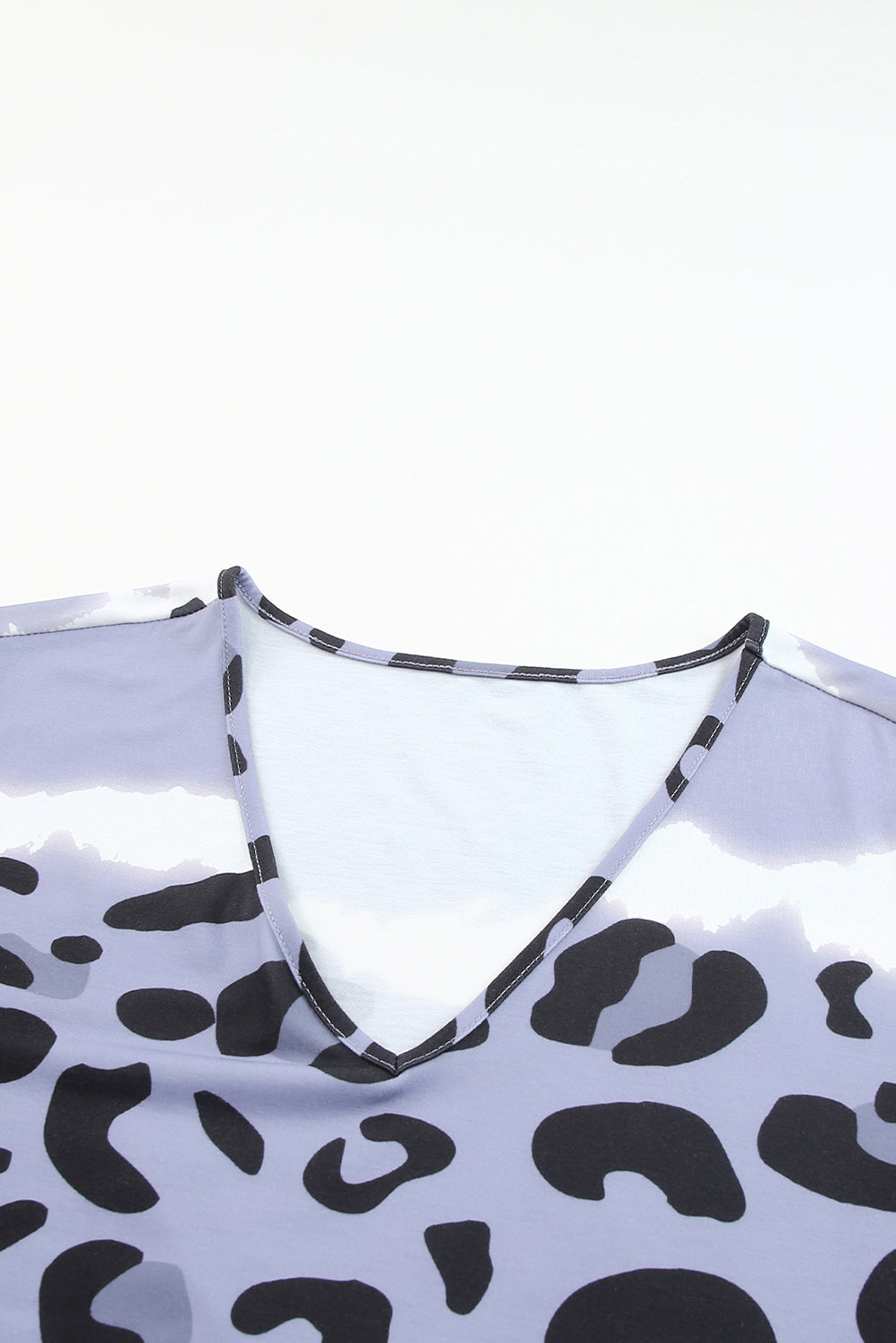 Haljina majica velikih veličina s V izrezom i blokovima leopard boje