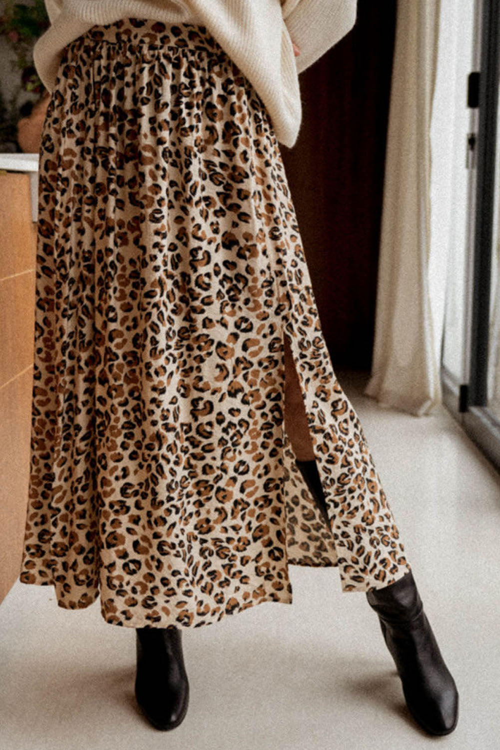 Duga suknja visokog struka s bočnim prorezom s leopardovim životinjskim uzorkom