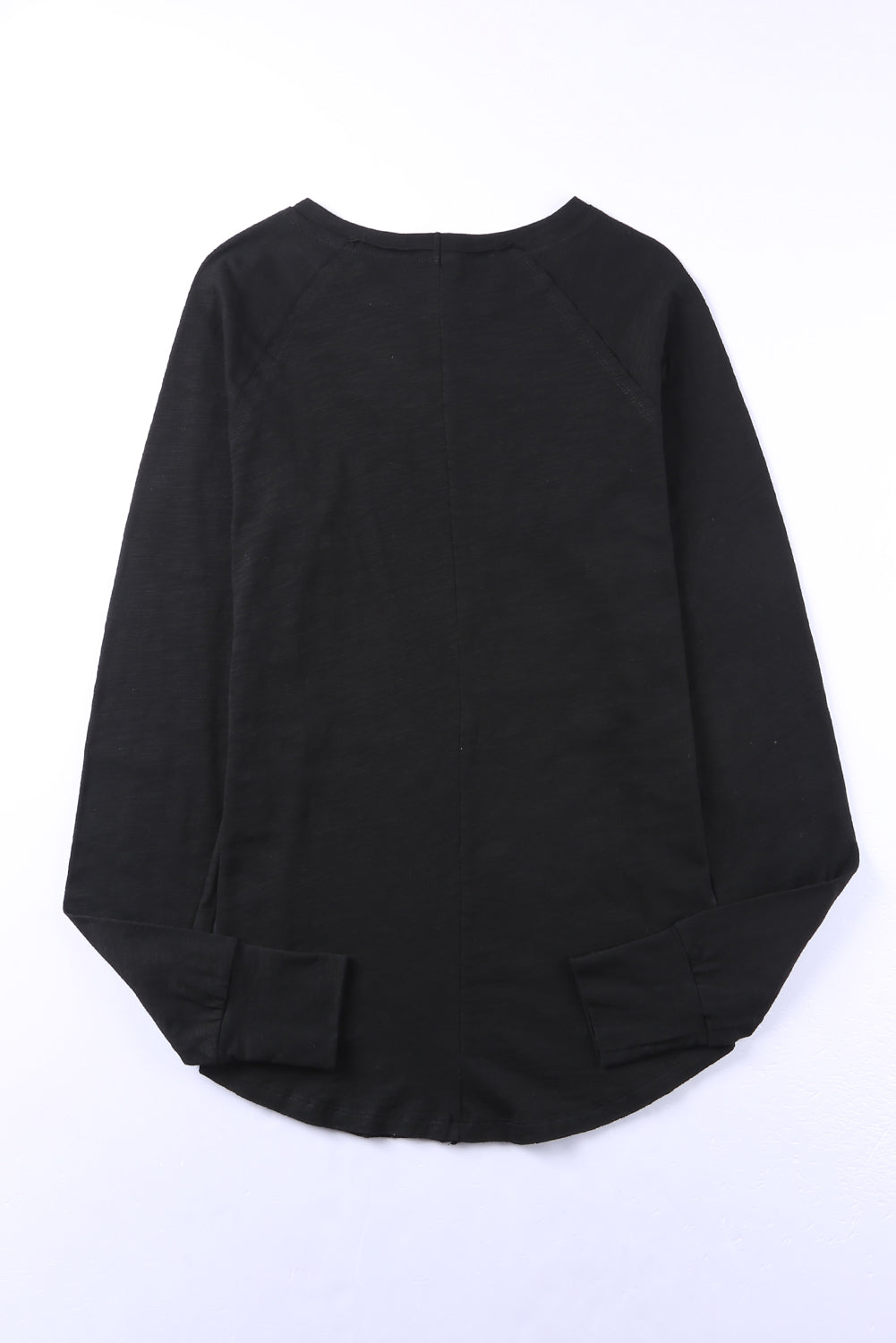 Crna jednobojna majica s dugim rukavima s okruglim izrezom