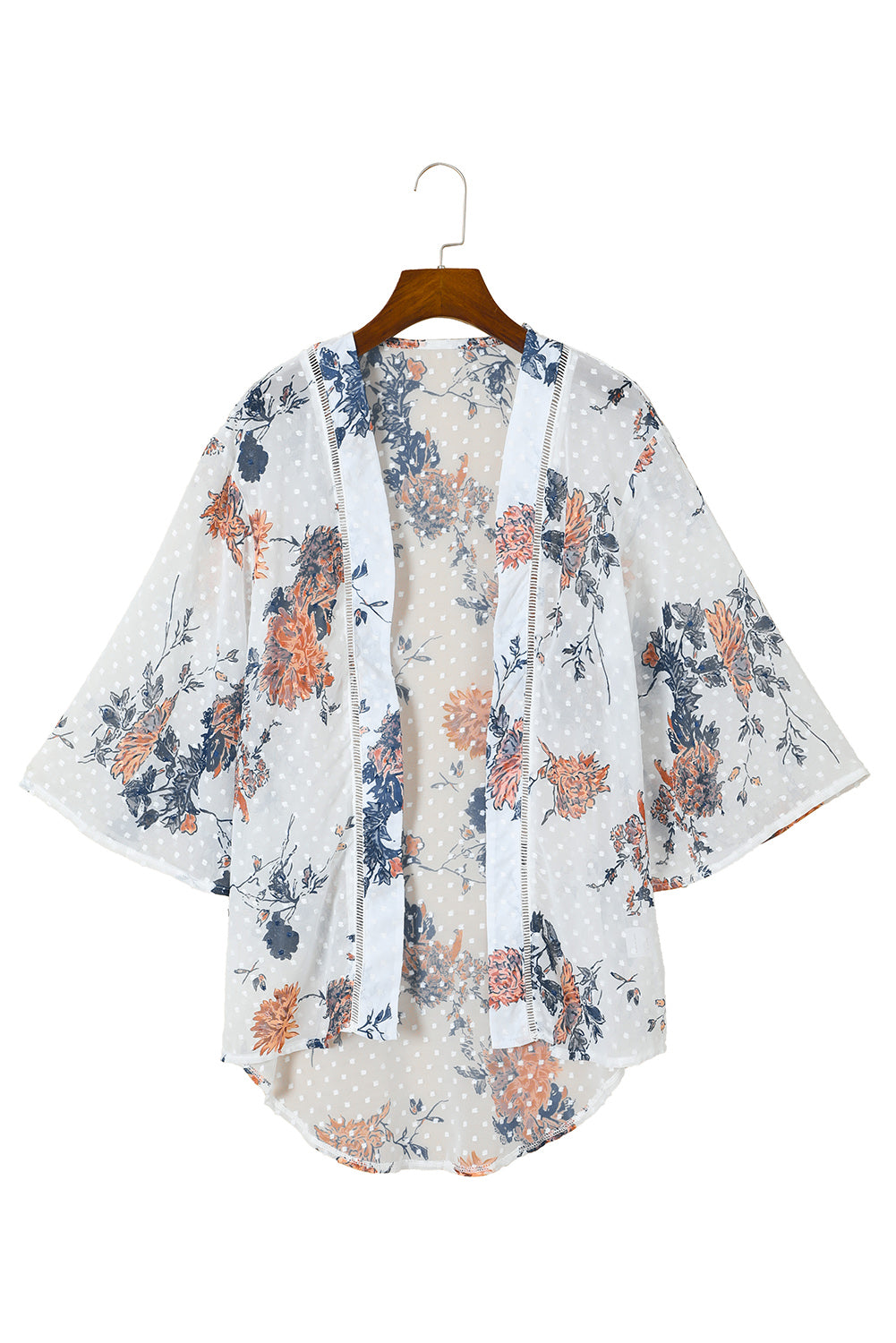 Bijeli kimono s otvorenim zvonastim rukavima s cvjetnim uzorkom sprijeda