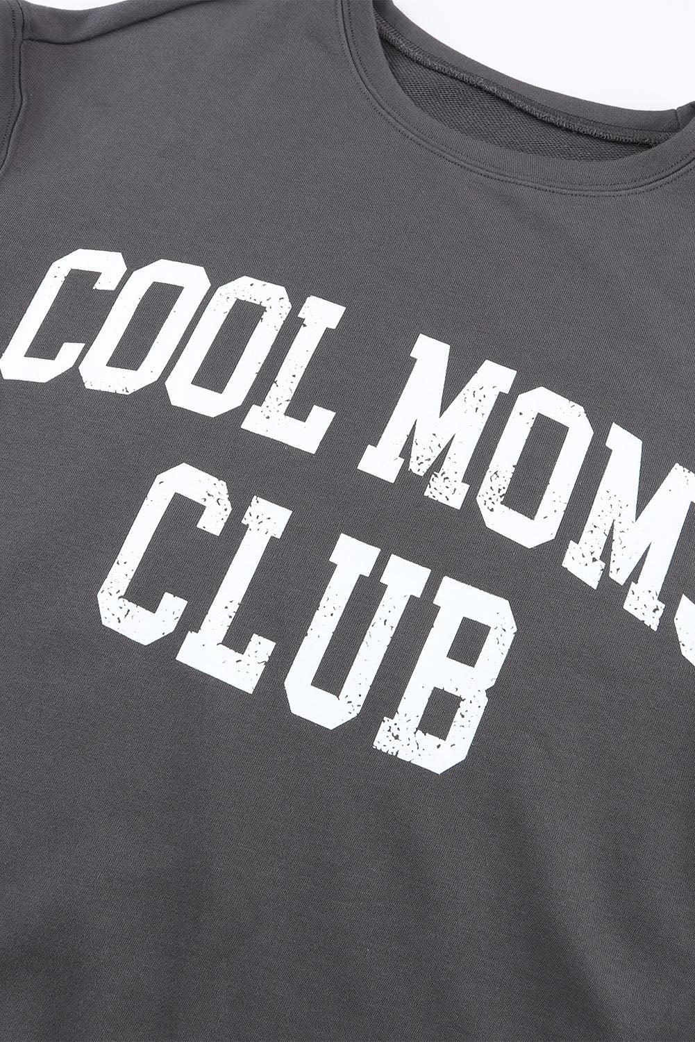 Siva majica na spuštena ramena COOL MOMS CLUB
