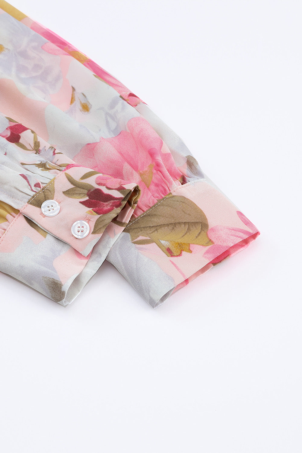 Rožnata srajca z napihnjenimi rokavi in ​​ovratnikom s cvetličnim motivom