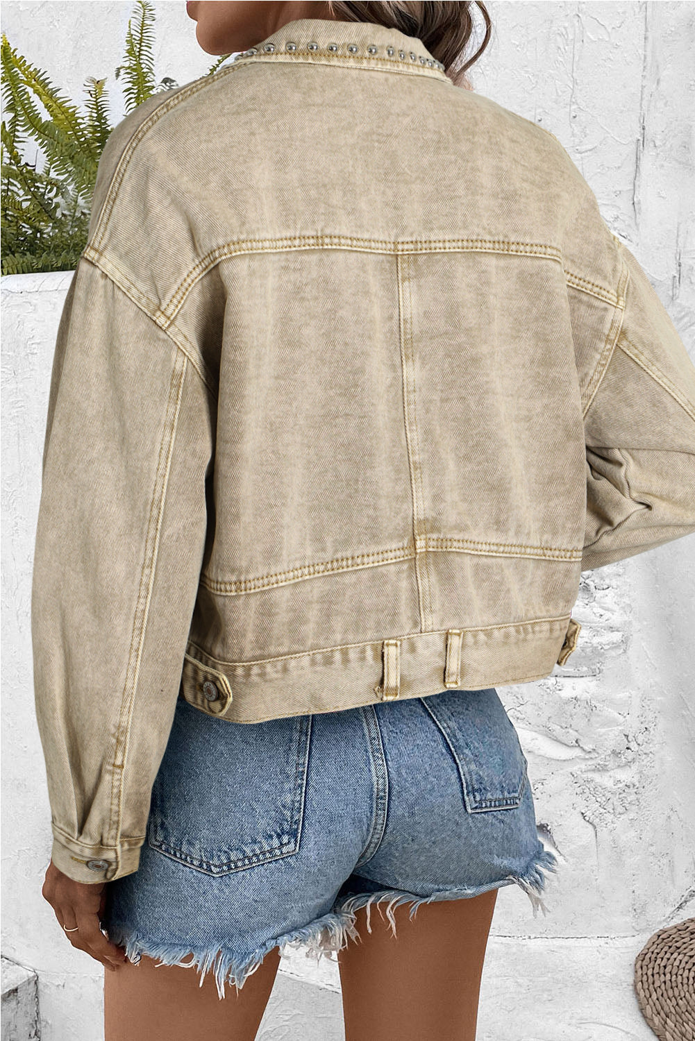 Veste en jean à poches cloutées et rivets beige français clair