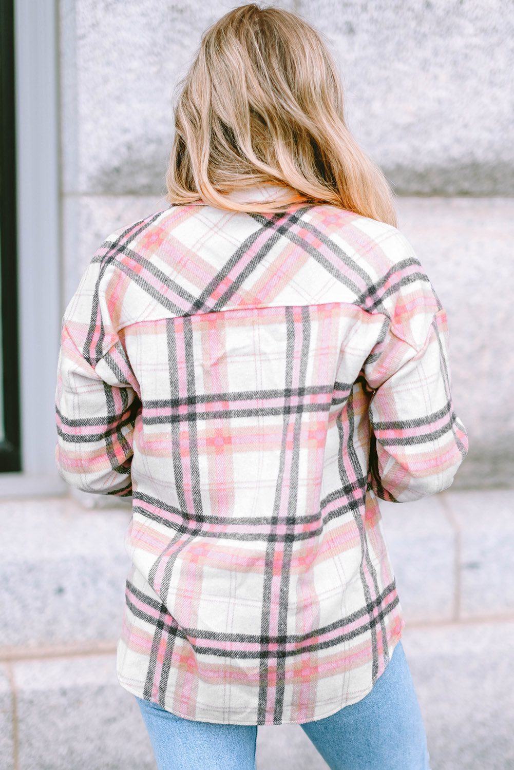 Rožnata karirasta jakna z gumbi na sprednjem prsnem žepu