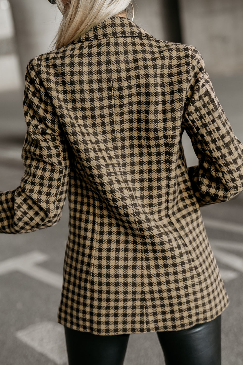 Brauner Zweireiher-Blazer aus Tweed mit Hahnentritt-Karomuster