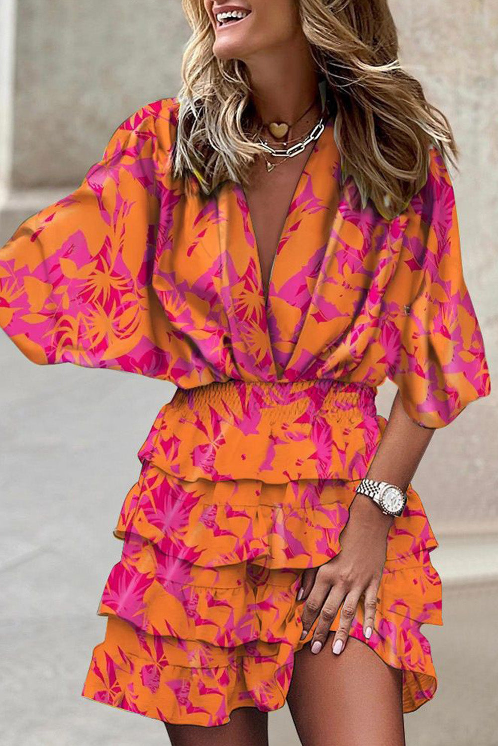 Mini-robe froncée à imprimé floral multicolore, col en V, manches chauve-souris