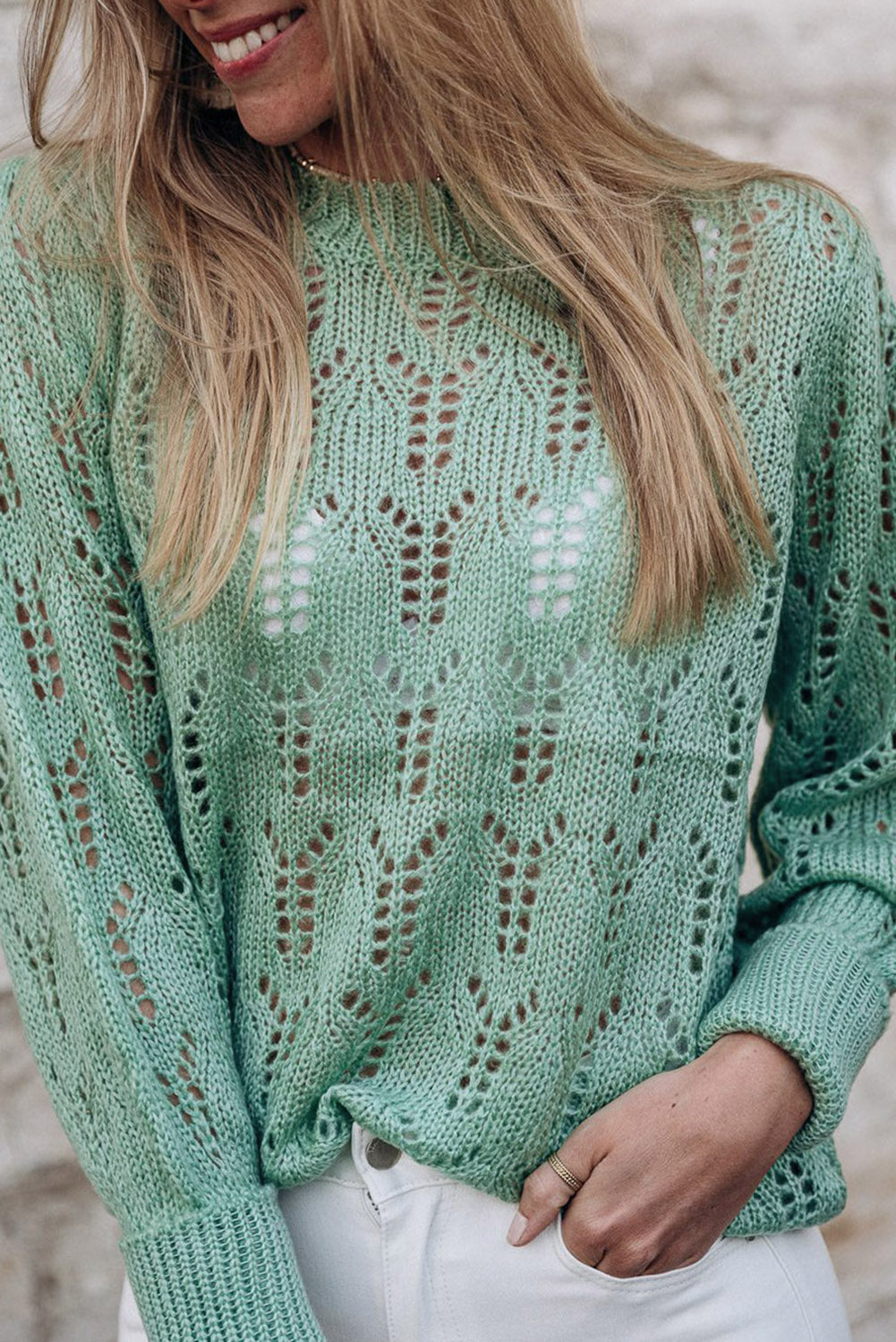 Zelen prosojen pleten pulover s konicami