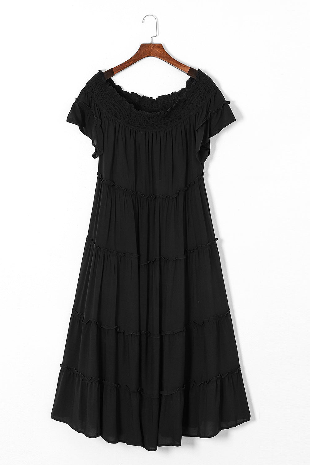 Robe longue noire à volants et épaules dénudées de grande taille