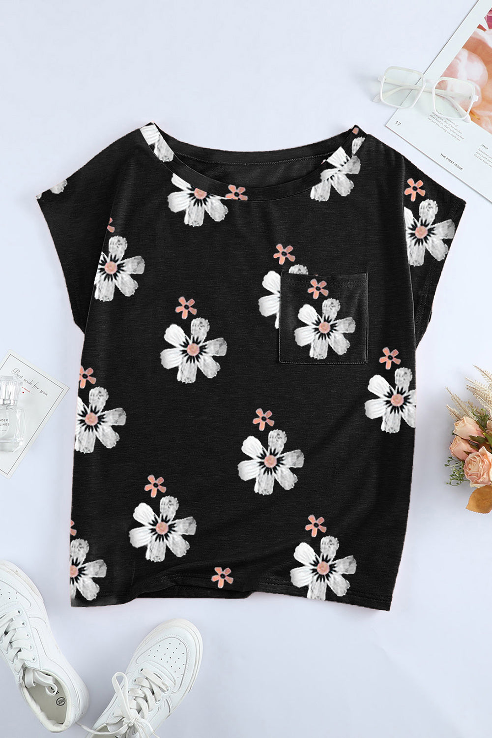 T-shirt grigia con maniche ad aletta floreale e tasca