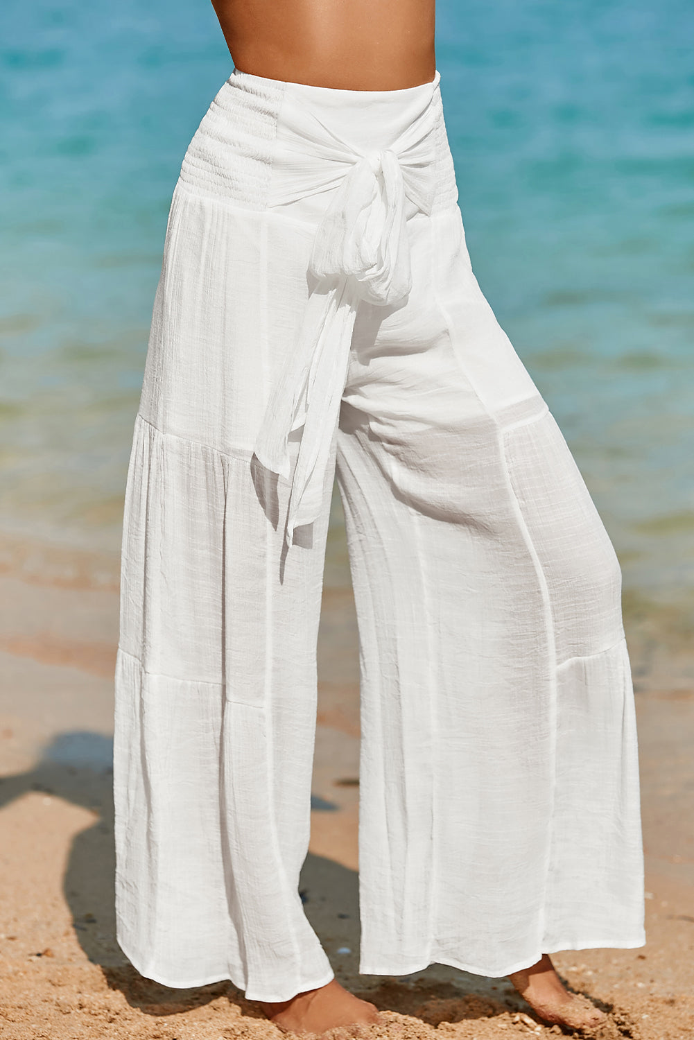 Pantalon large bohème taille haute smocké blanc