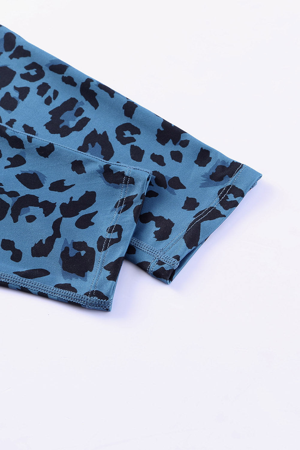 Legging actif bleu classique à imprimé léopard