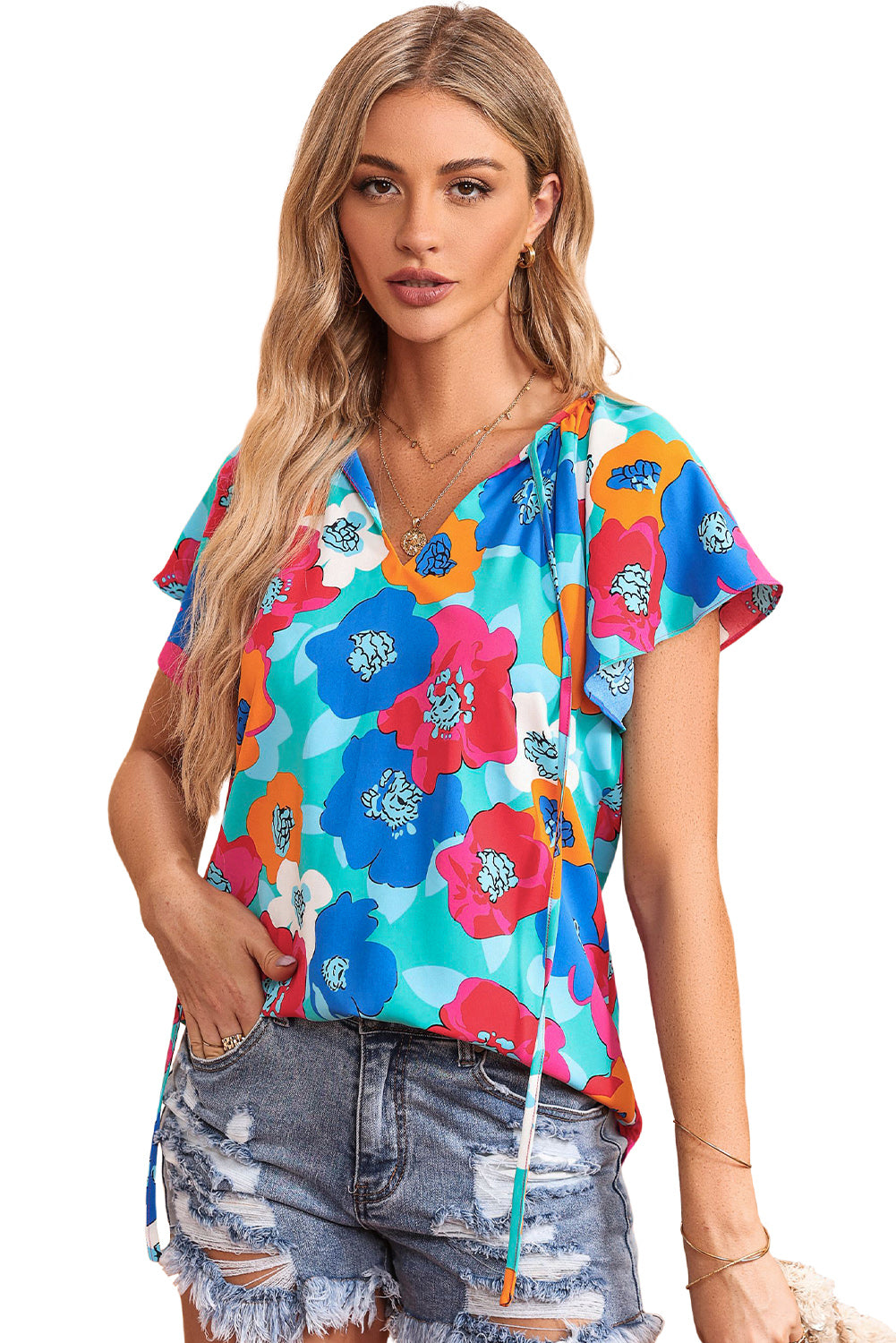 Bluza s V izrezom i kratkim rukavima s višebojnim cvjetnim uzorkom