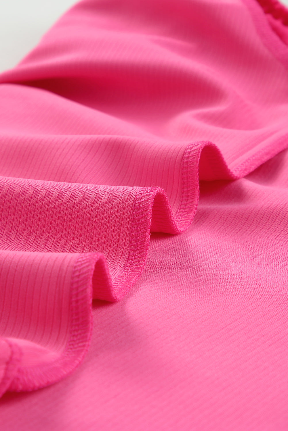 Ružičasta rebrasta puf majica kratkih rukava