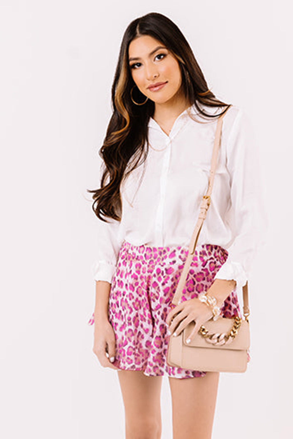 Pantaloncini casual svolazzanti con stampa leopardata rosa