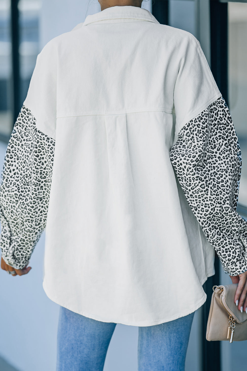 Veste en jean léopard contrastée blanche
