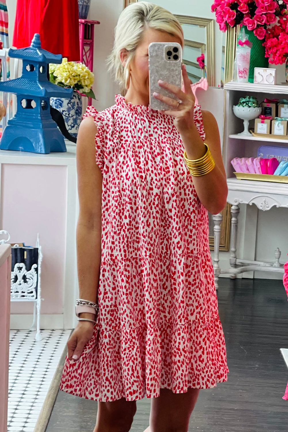 Ružičasta mini haljina bez rukava s volanima na više razina s leopardom