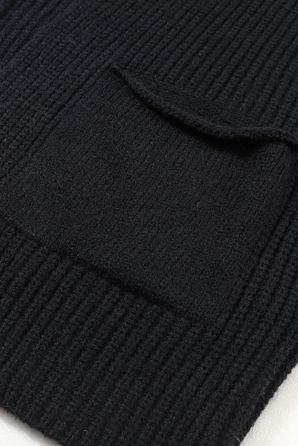 Schwarzer, übergroßer Pullover-Cardigan mit Umschlagärmeln