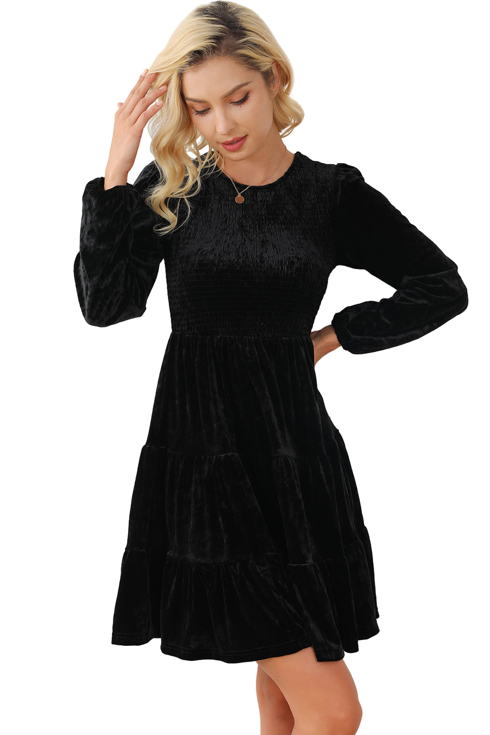 Crna baršunasta mini haljina s puf rukavima i volanima