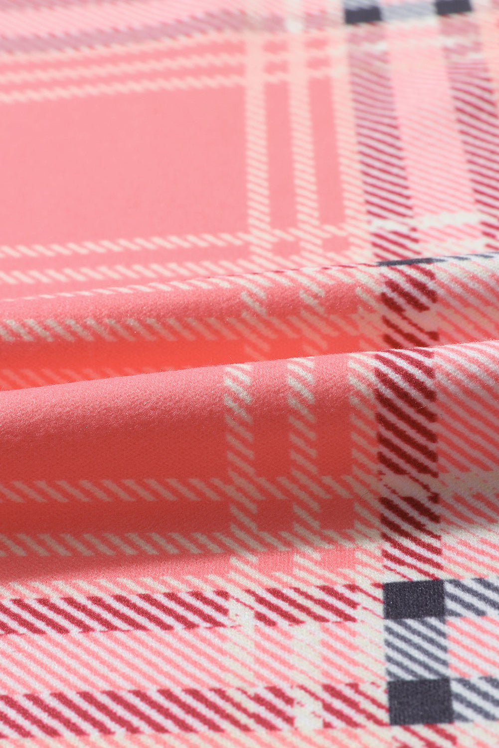 Chemise rose boutonnée sur le devant à imprimé écossais