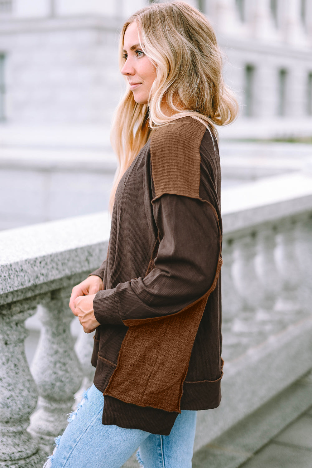 Haut oversize marron en tricot côtelé à coutures apparentes et patchwork