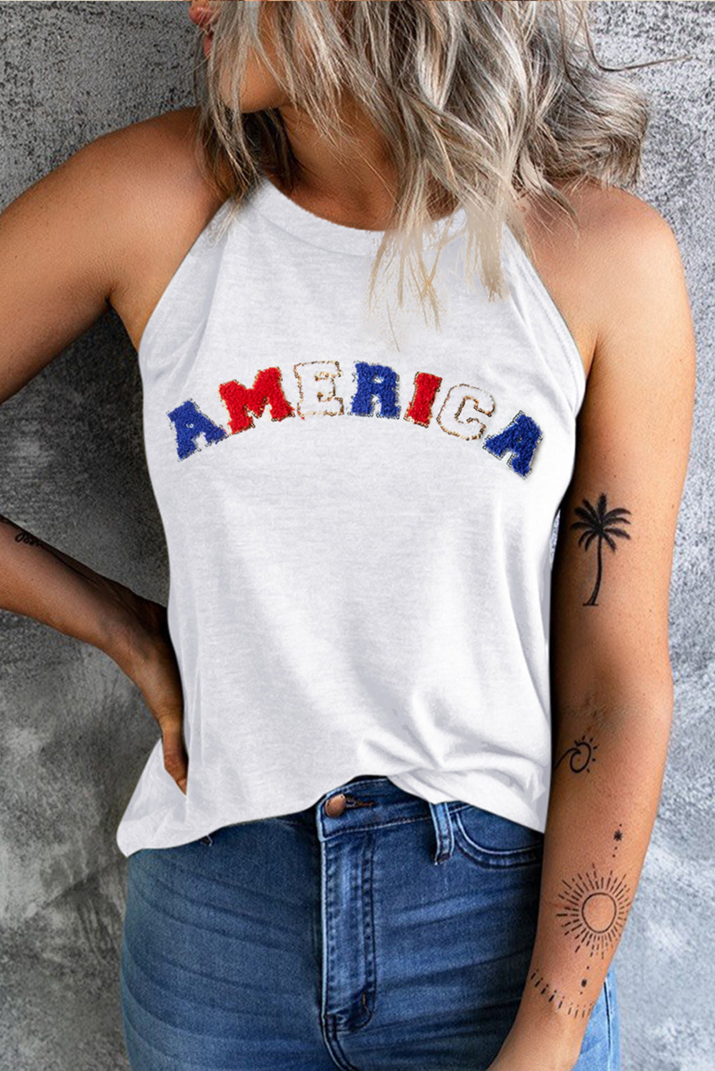 Weißes Chenille-Tanktop mit AMERICA-Grafik