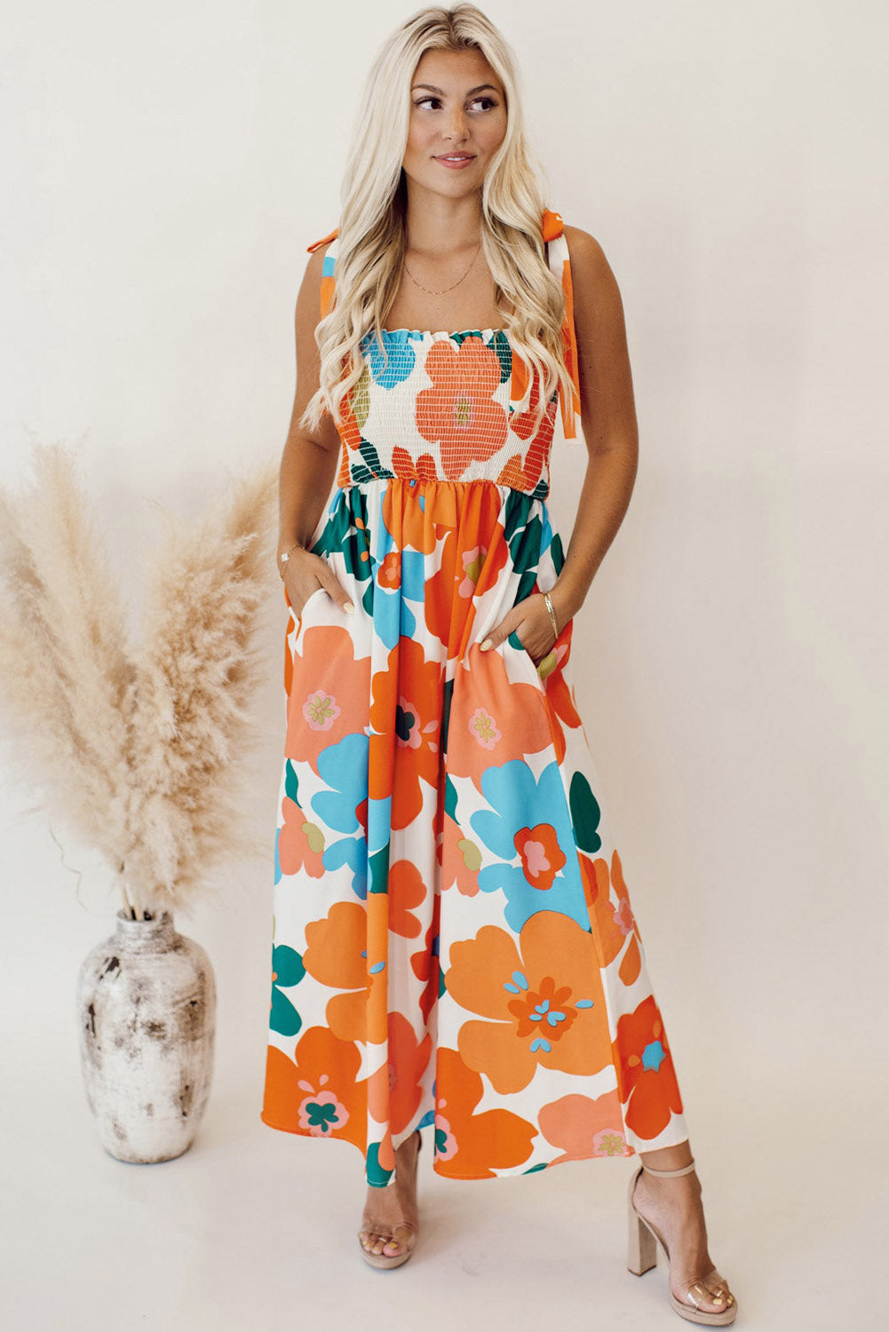 Narančasta, cvjetna, maksi haljina sa samovezujućim naramenicama i prsima