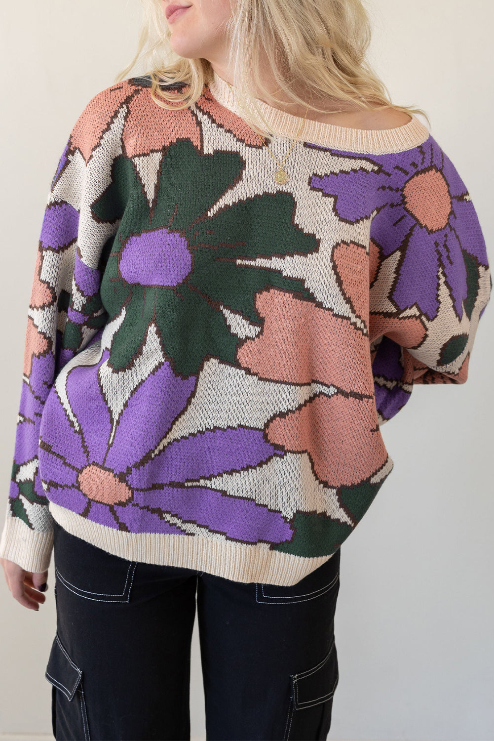 Večbarvni ohlapen pulover s potiskom rož