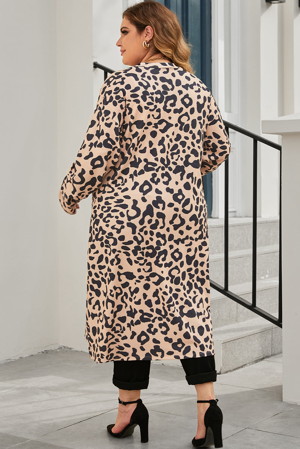 Cardigan lungo con tasca frontale aperta leopardata taglie forti