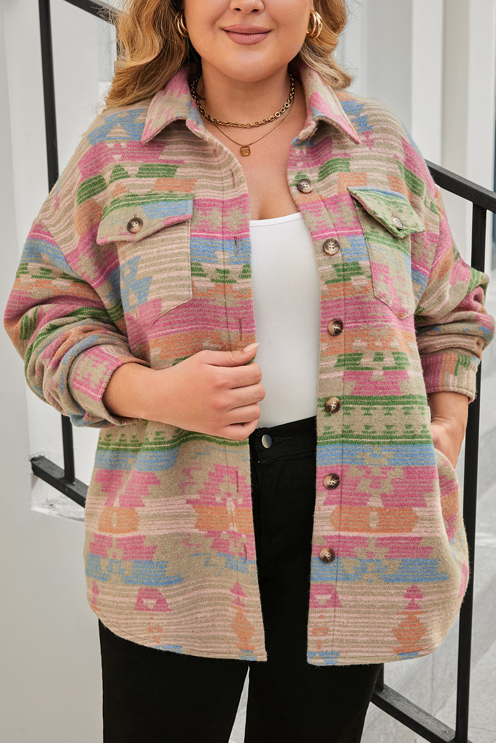 Veste Multicolore à Imprimé Aztèque avec Poches à Rabat de Grande Taille