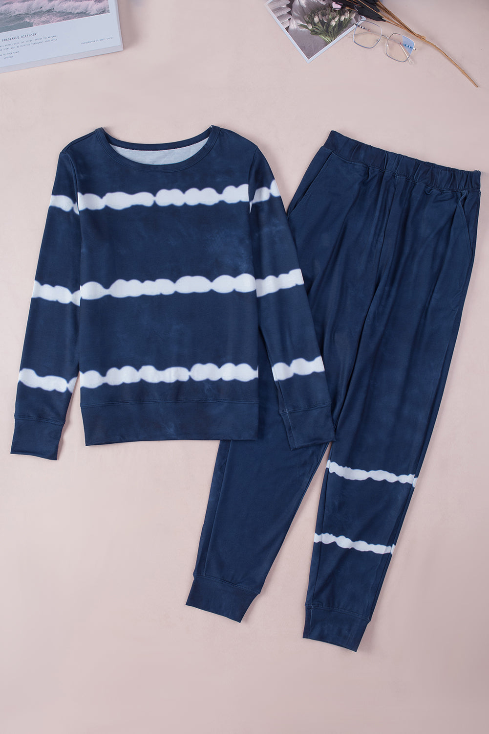 Set lounge con maniche lunghe e joggers a righe blu