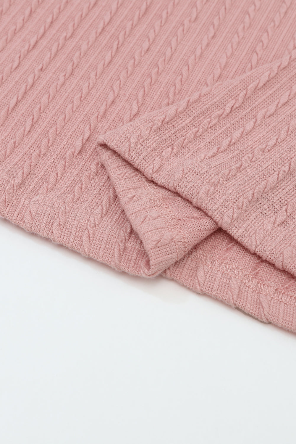 Rožnata rebrasta pletena majica z dolgimi rokavi z okroglim izrezom