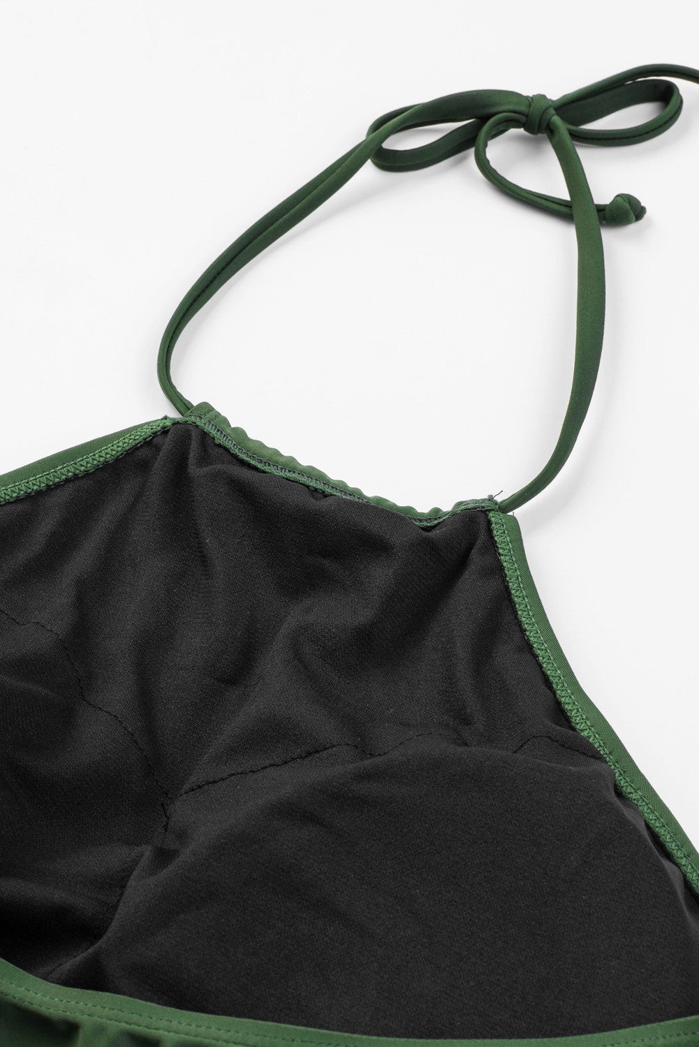 Costume da bagno a due pezzi senza schienale con stampa mimetica verde