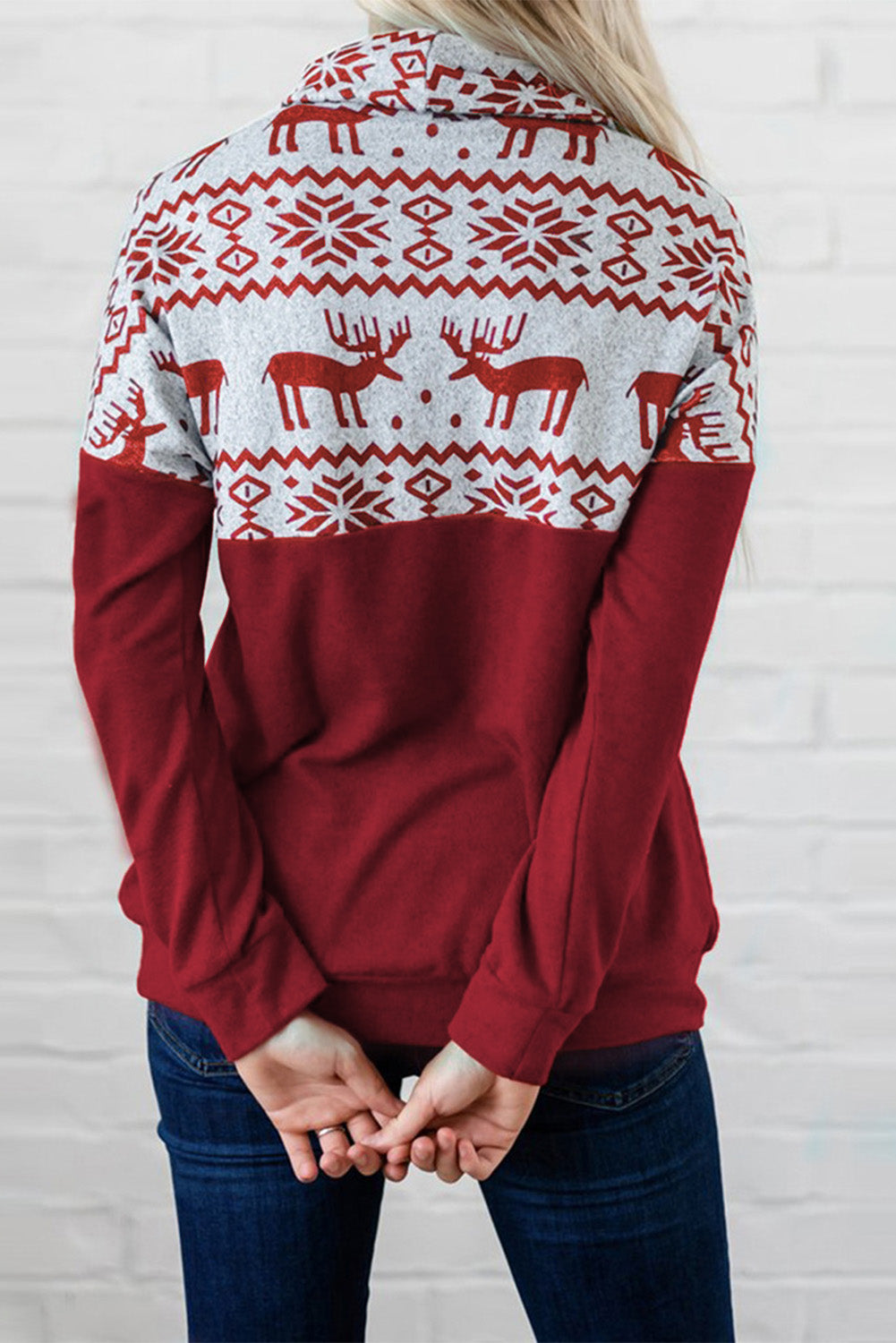 Pletena majica z ovratnikom z ovratnikom v bordo barvi z božičnim vzorcem losov
