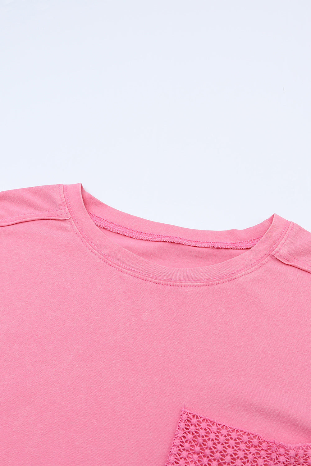 T-shirt a maniche lunghe con tasca applicata in pizzo rosa