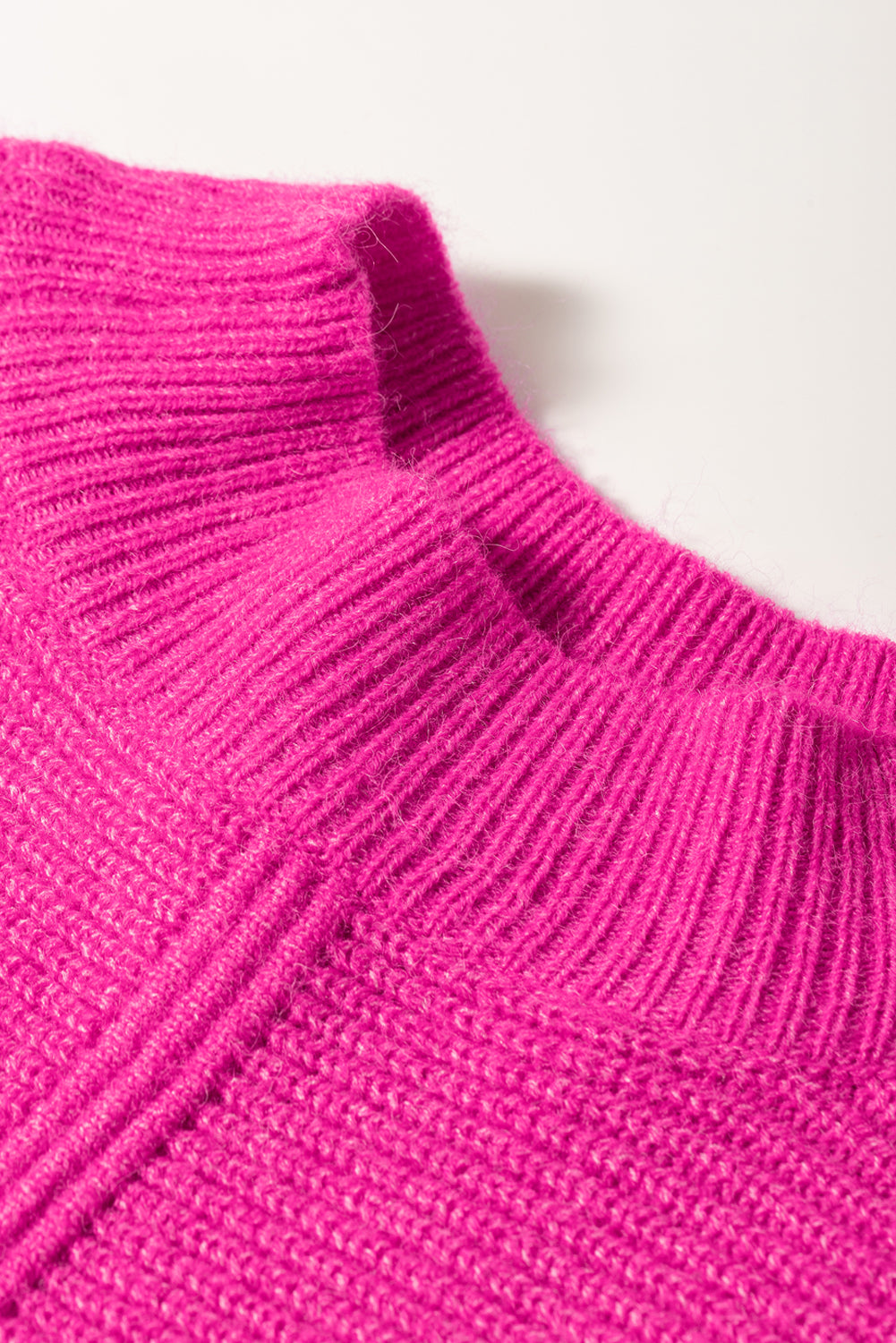 Pleteni pulover s rukavima u obliku krila šišmiša