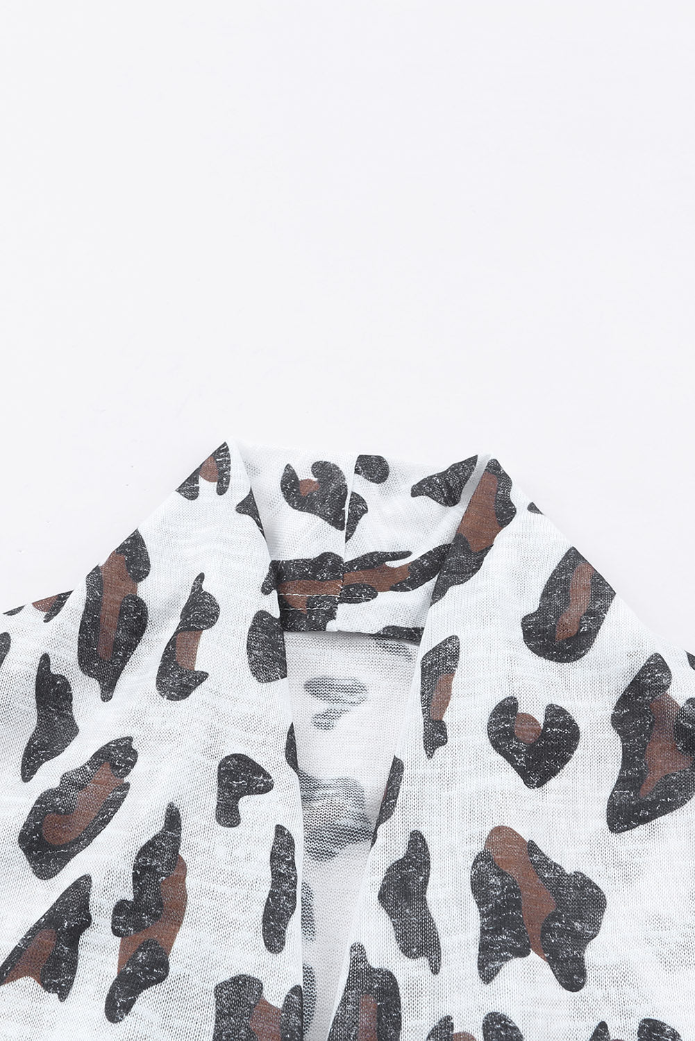 Weiße offene Strickjacke mit Vintage-Leopardenmuster