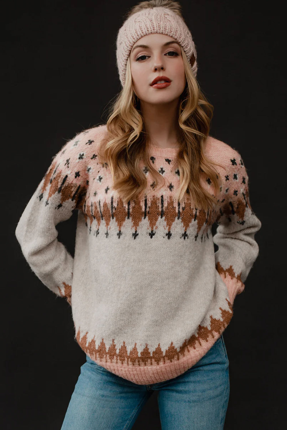Mehrfarbiger Pullover mit Raglanärmeln und gemischten geometrischen Details