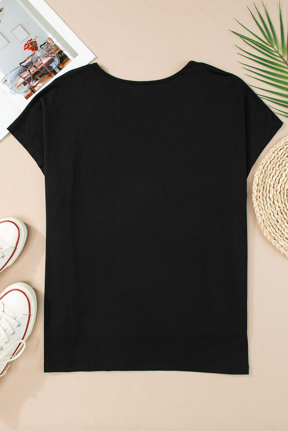 T-shirt oversize con dettagli in pizzo nero all'uncinetto