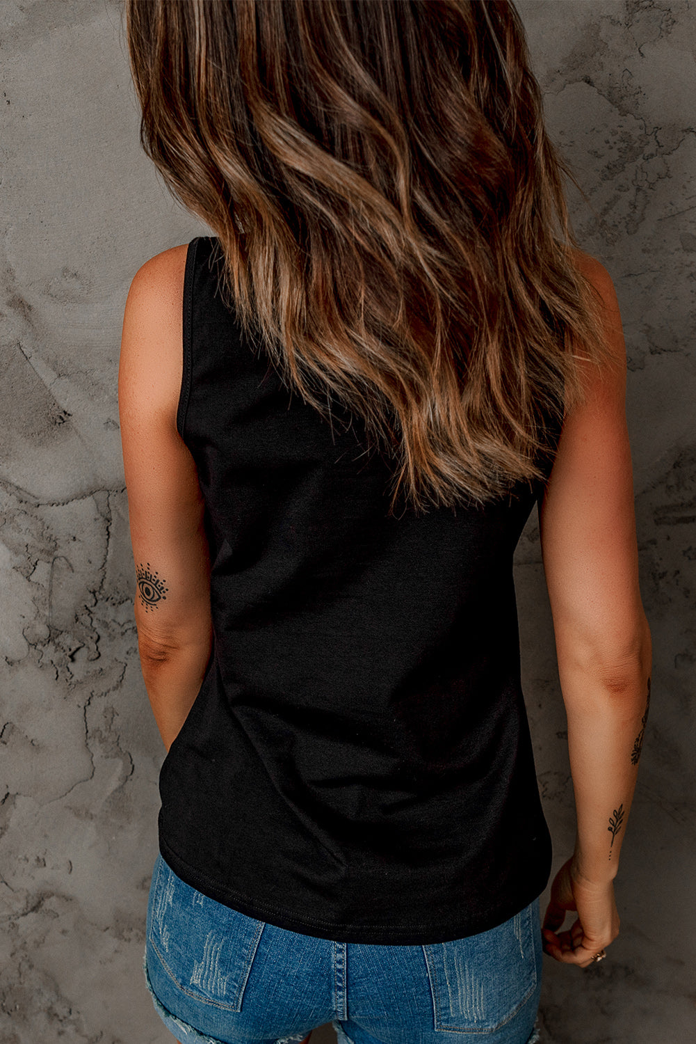 Black Strappy Hollow-out Neck Tank Top