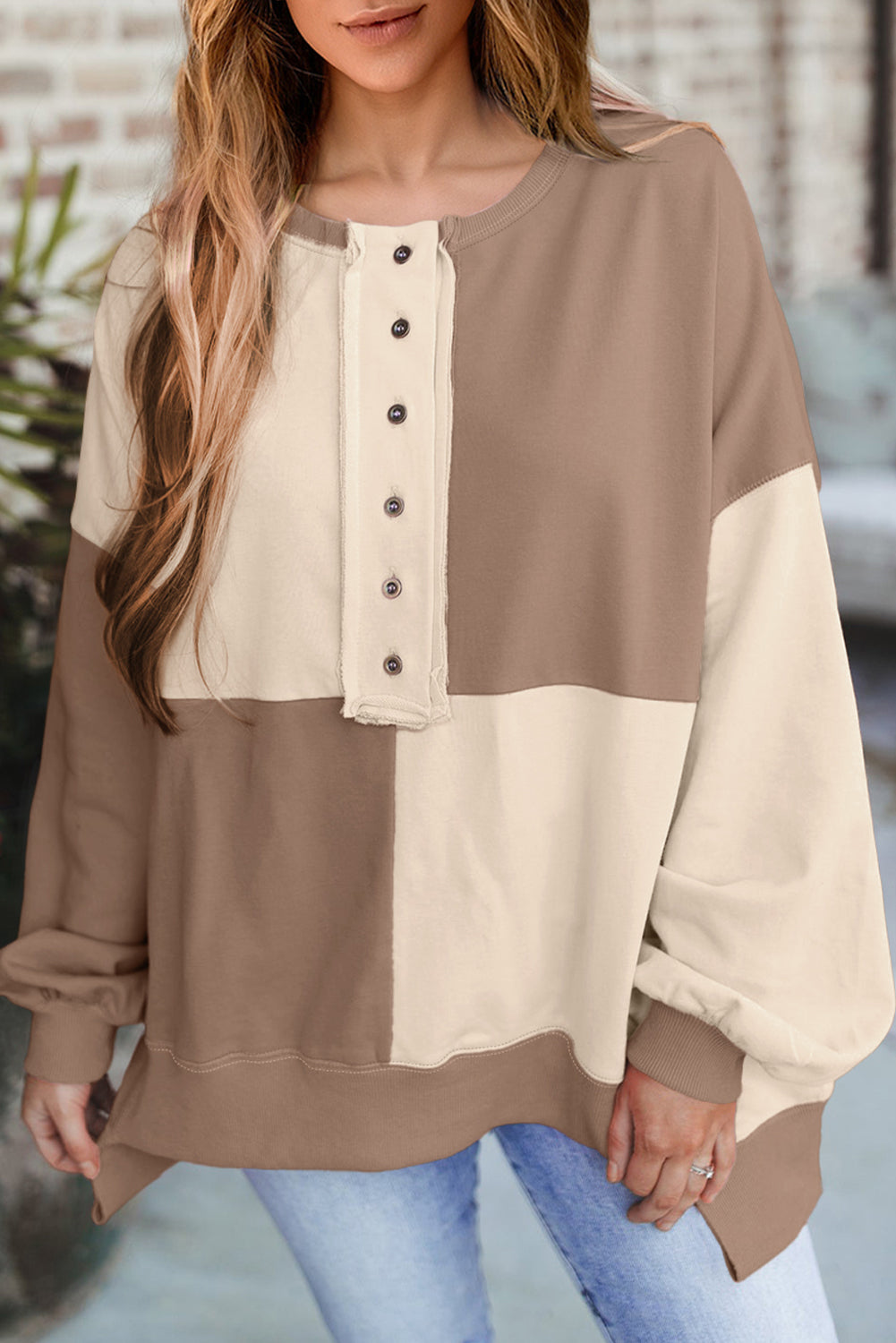 Parchment Colorblock Henley High Low Oversize Pulover